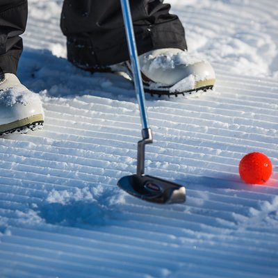 Tee off vs. down hill